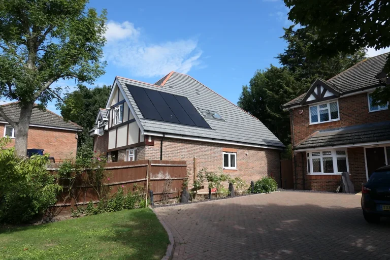 A Practical Guide to Solar Panel Payback in the UK