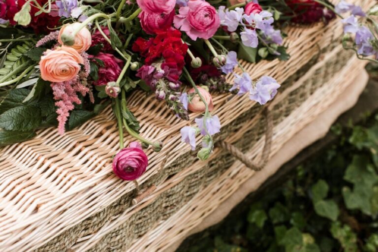 Local Celebrants: Essential Guides in Respectful Farewells and Probate Matters