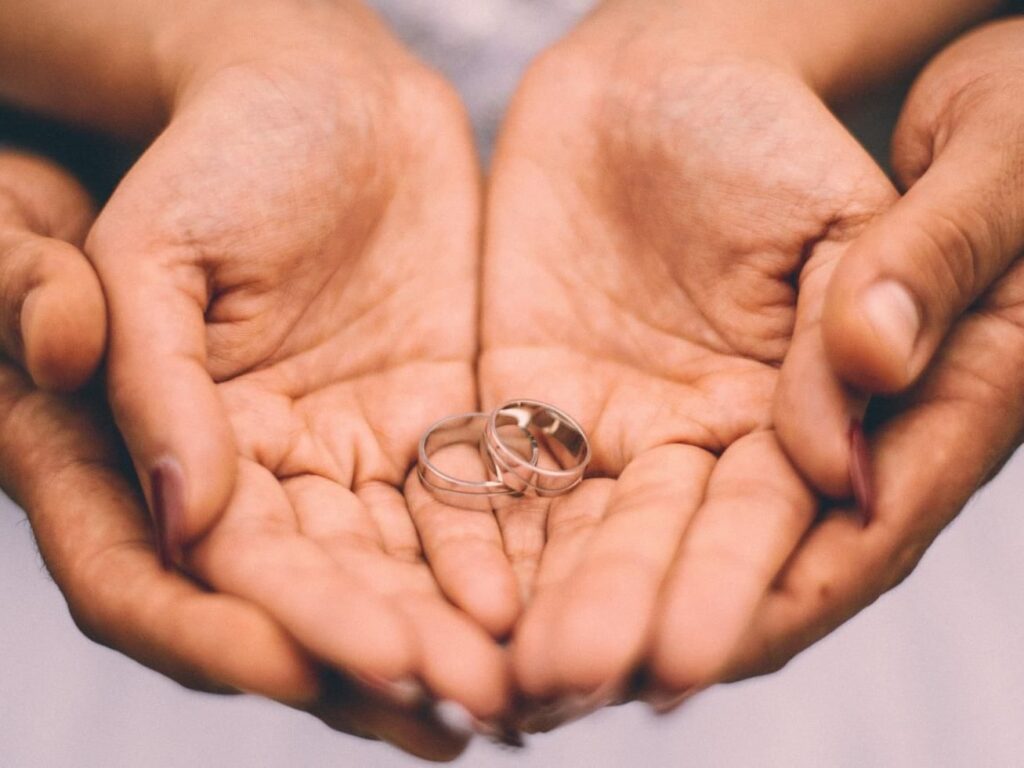 Bonded by Design: The Modern Love for Matching Wedding Rings